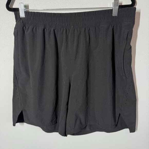 All in Motion Womens Tech Shorts Large Black Activewear Gym Walking Running - Picture 1 of 9